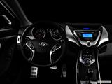  Centered wide dash shot photo